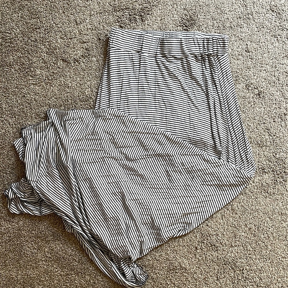 Brandy Melville maxi skirt